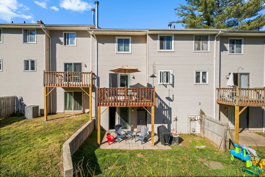 99 Spring Lane #99 Photo 18