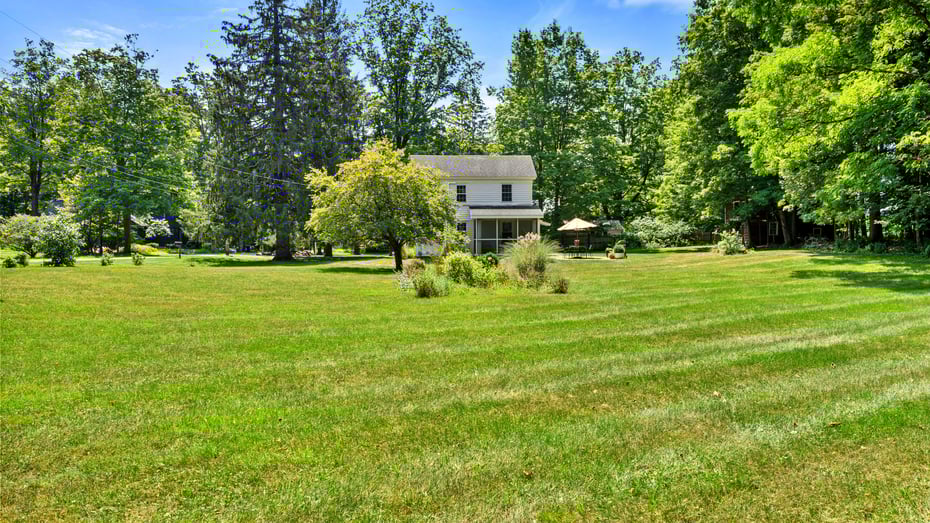 533 Shaker Museum Road Photo 31