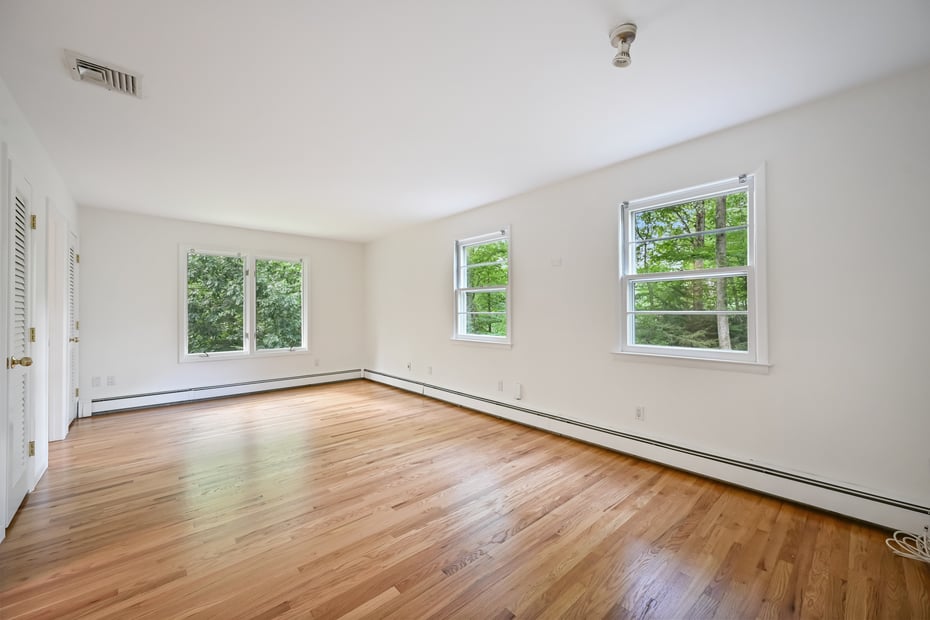 391 Sawmill Road Photo 10