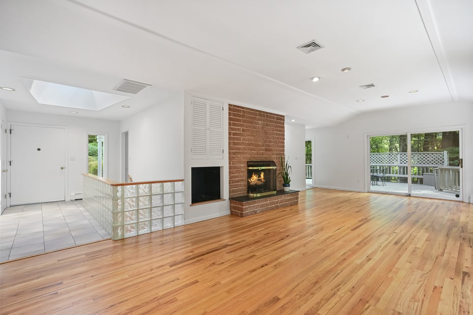 391 Sawmill Road Photo 6