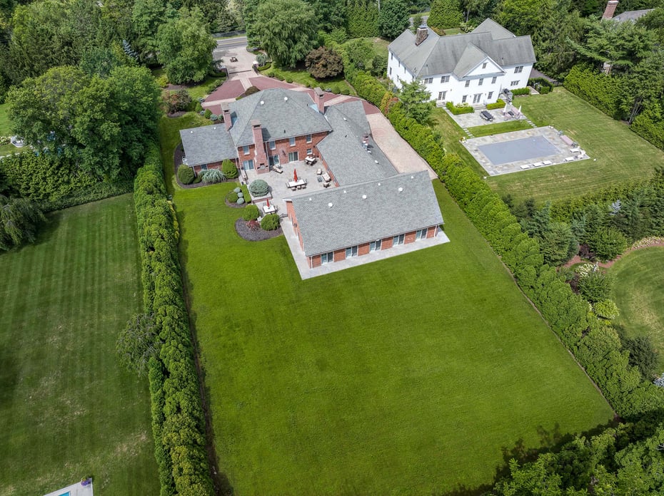 109 Mamaroneck Road Photo 8