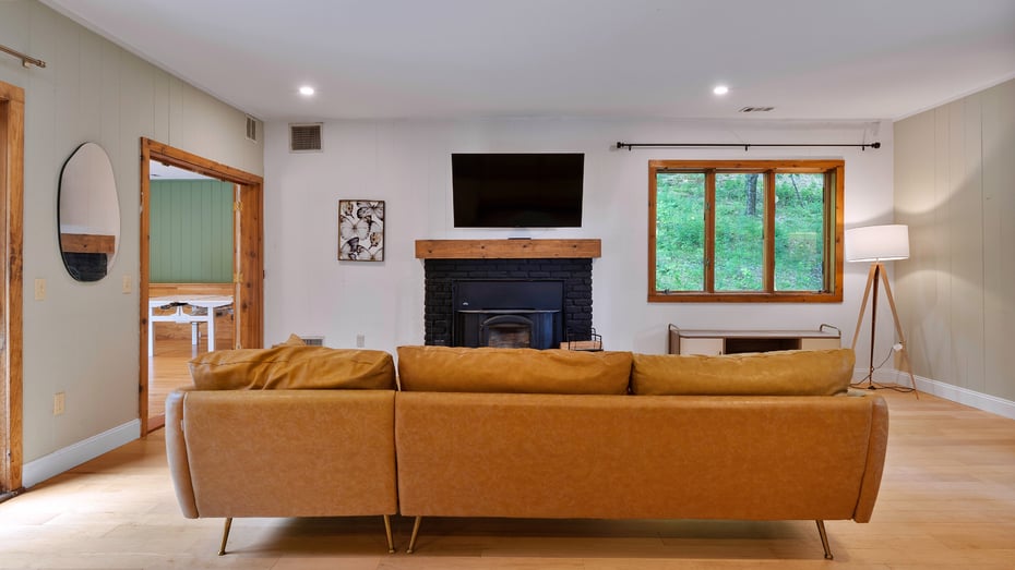 638 Fog Hill Road Photo 6