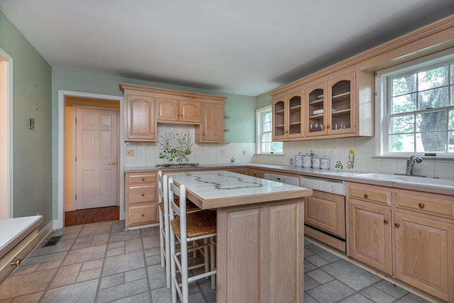 132 South Kent Road Photo 7