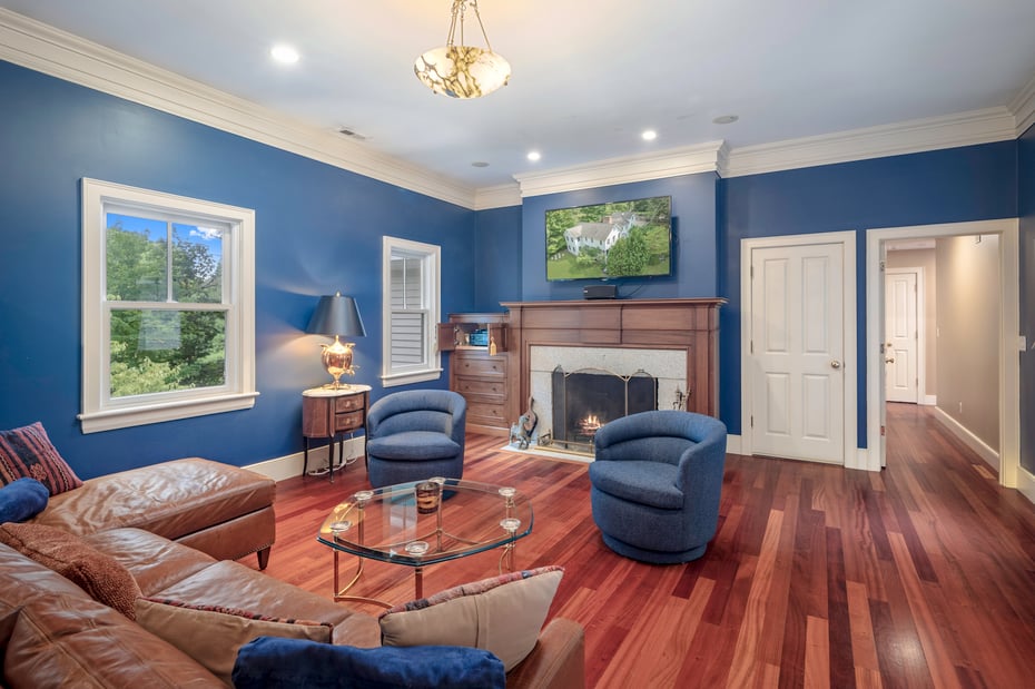 202 Weed Street Photo 8