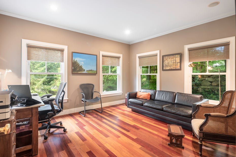 202 Weed Street Photo 12