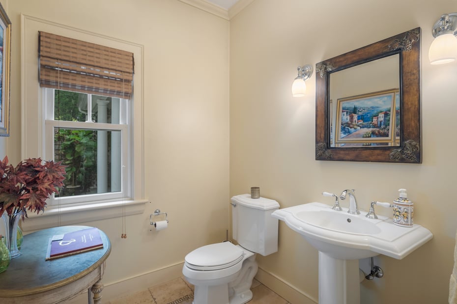 202 Weed Street Photo 14