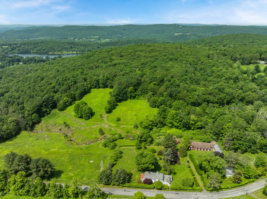 132 Curtiss Road Photo 8