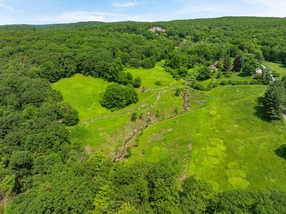 132 Curtiss Road Photo 11