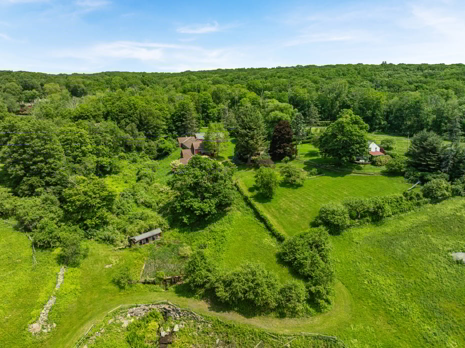 132 Curtiss Road Photo 12