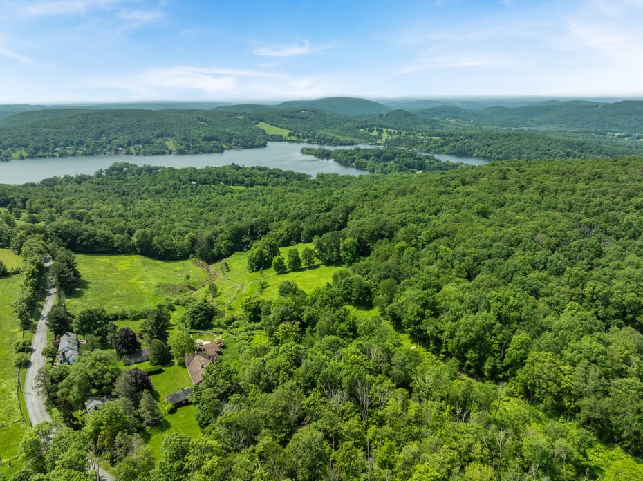 132 Curtiss Road Photo 19