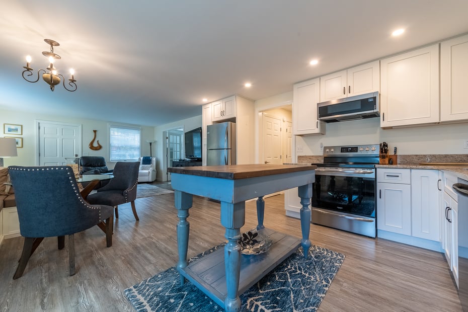 11 North Main Street Photo 18