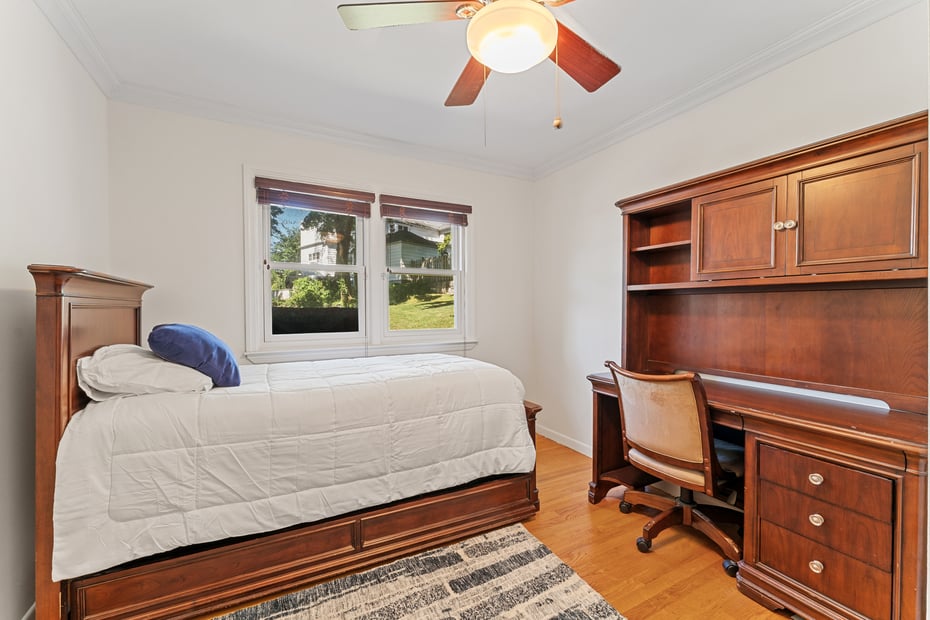 114 Oxford Road Photo 19