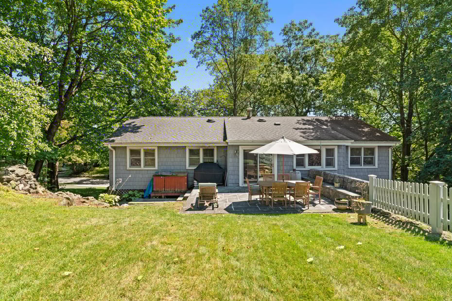 114 Oxford Road Photo 36