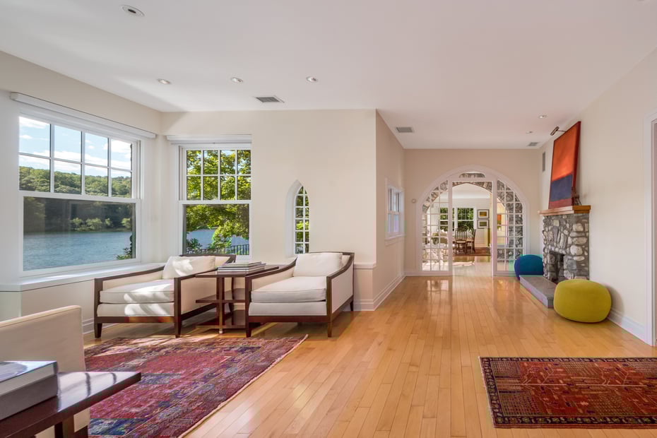 448 Lake Drive Photo 11