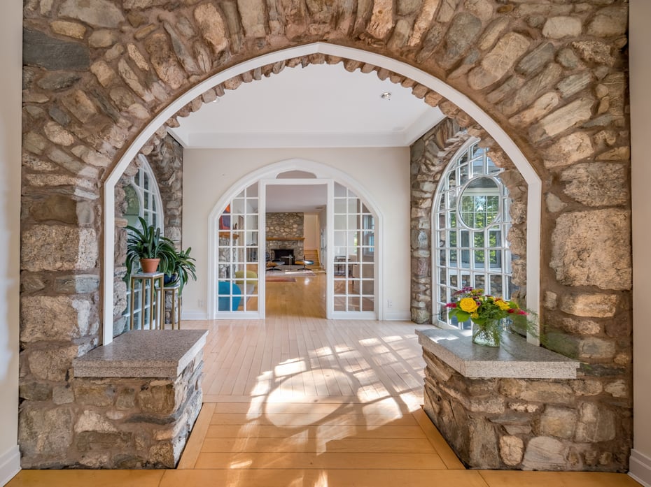 448 Lake Drive Photo 13