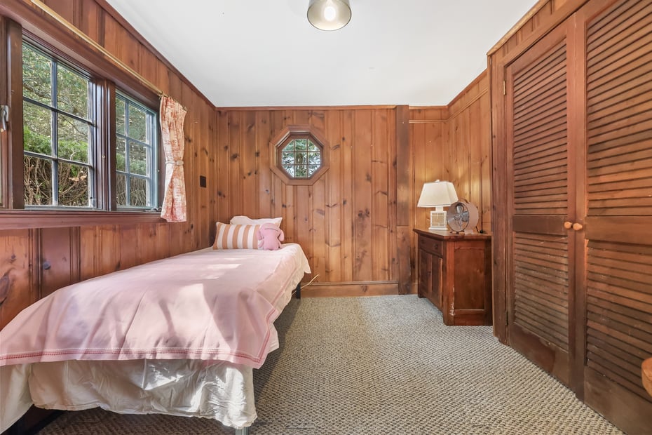 7 Ford Road Photo 17