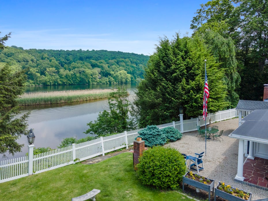 7 Ford Road Photo 24