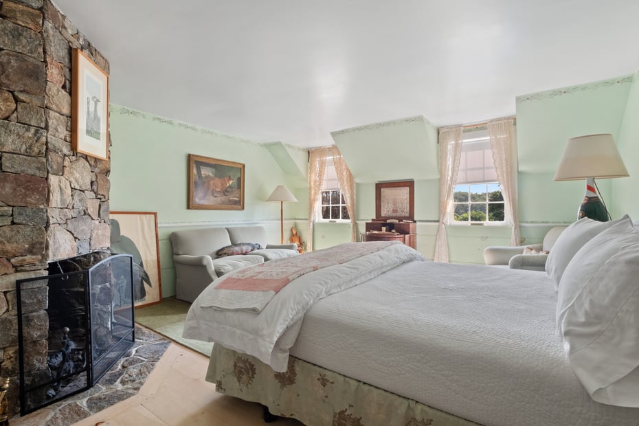 19 Roberts Rd Photo 68