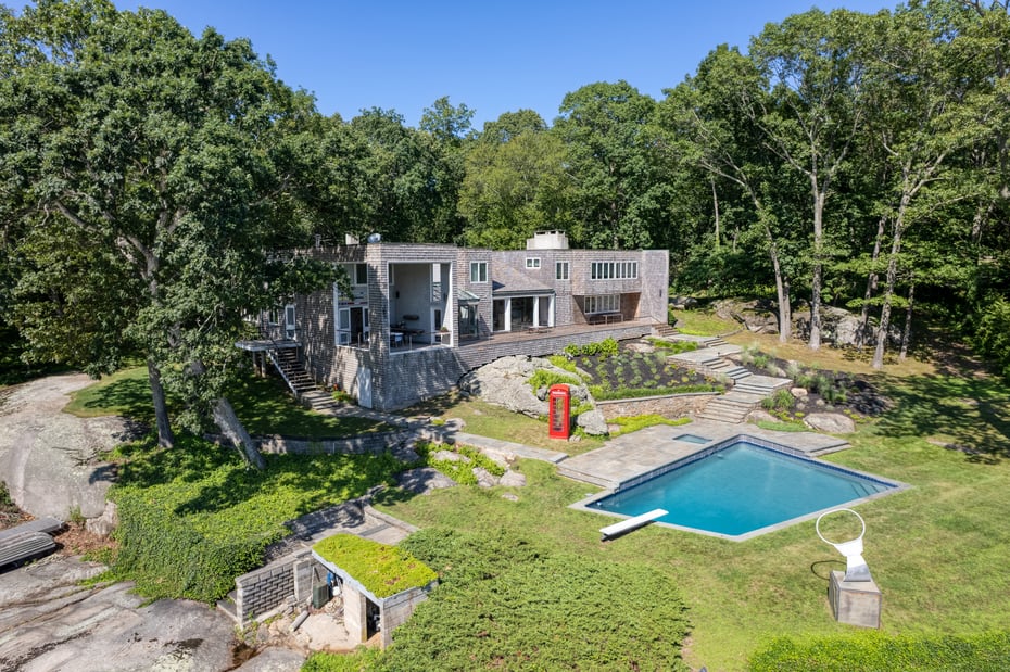 51 Andrews Road Photo 2