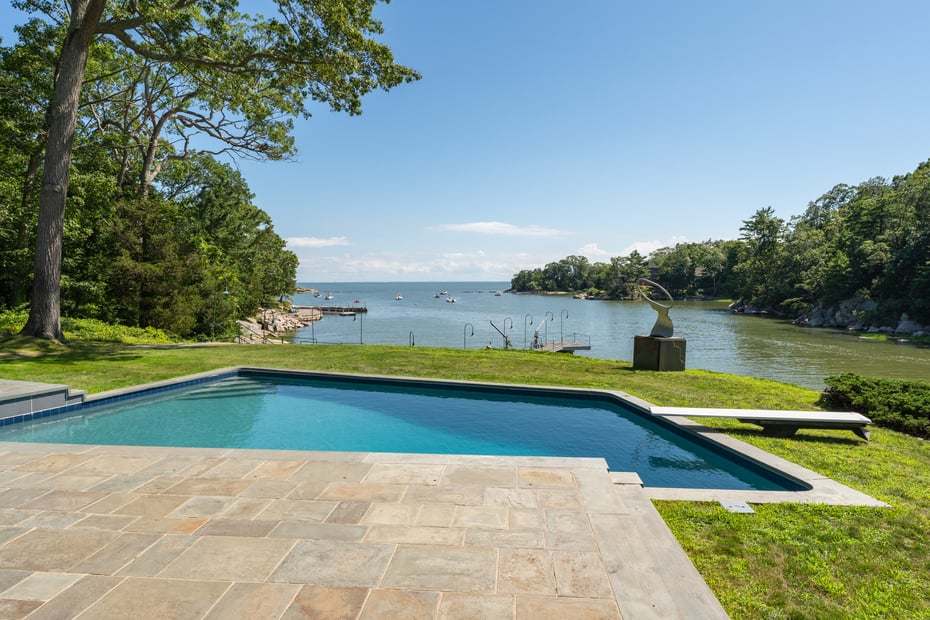 51 Andrews Road Photo 15