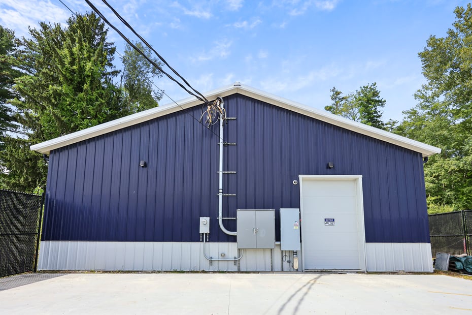 700 S Main St Photo 3