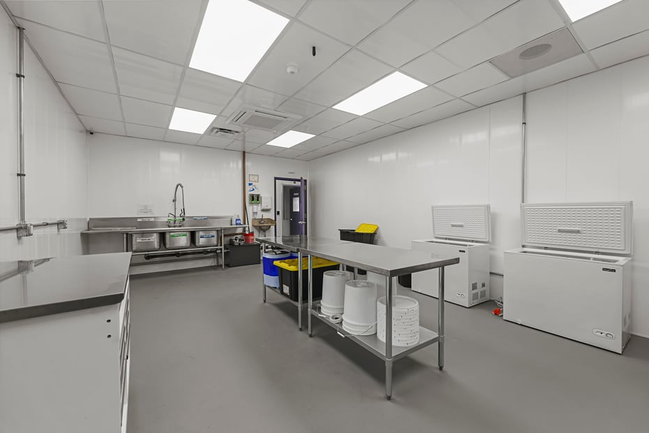 700 S Main St Photo 33