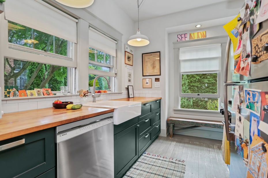 165 Bennett Street Photo 16