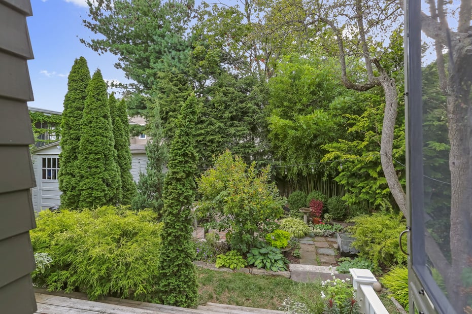 165 Bennett Street Photo 32