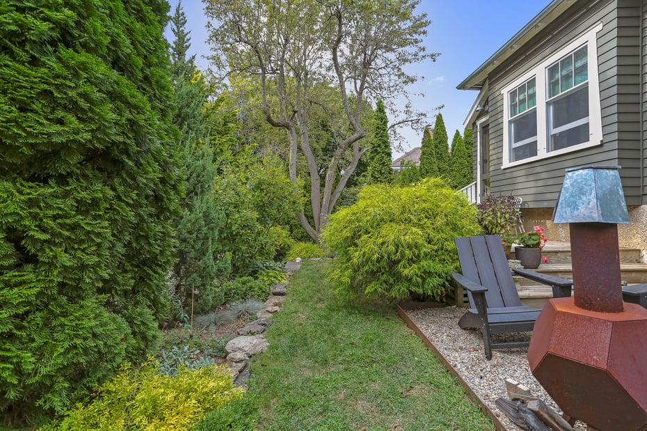 165 Bennett Street Photo 38