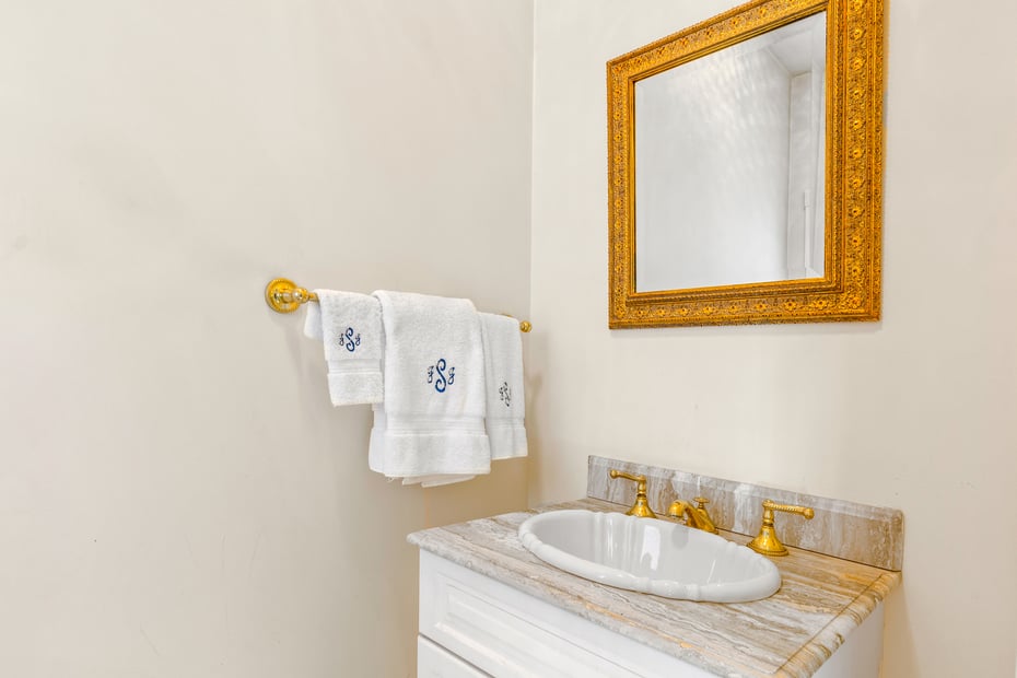 6 Love Lane Photo 17