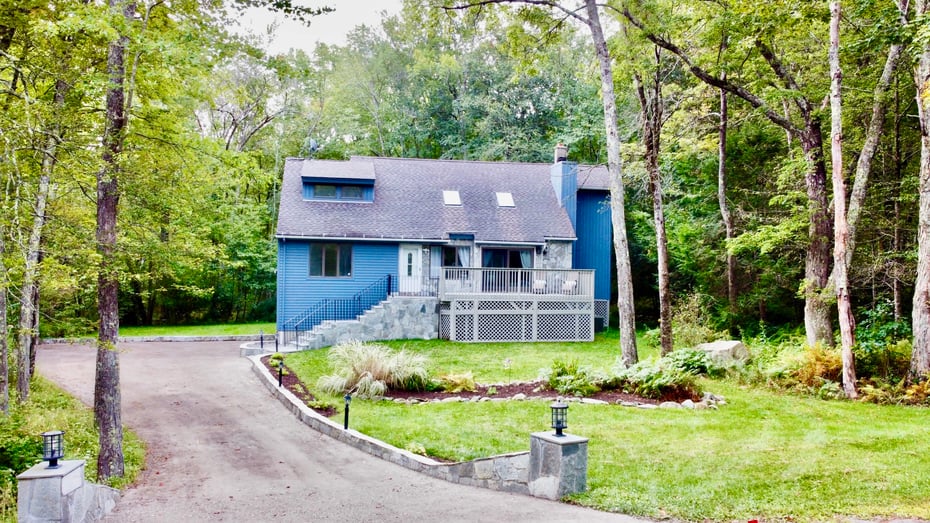 421 East Hyerdale Drive Photo 1