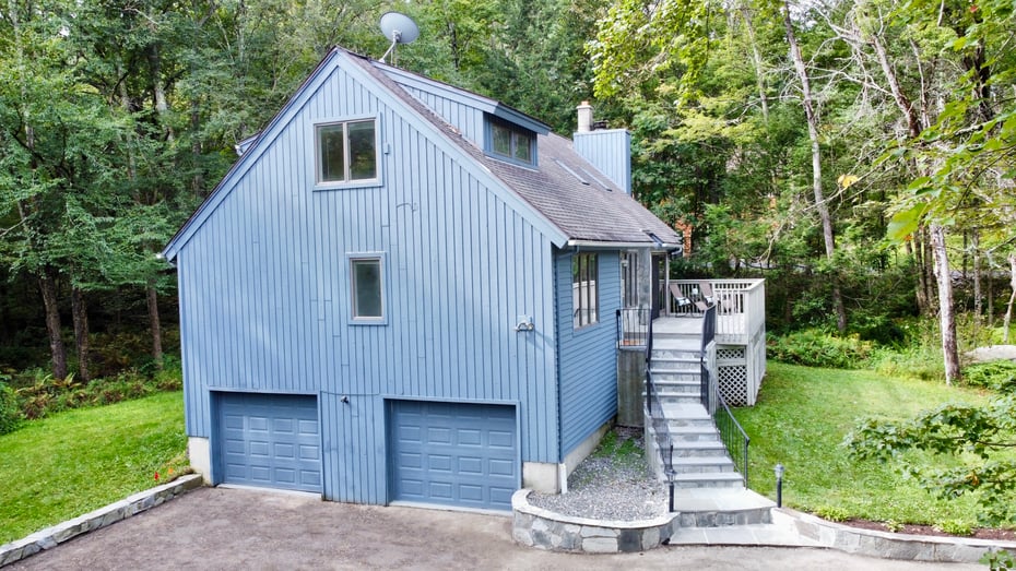 421 East Hyerdale Drive Photo 2