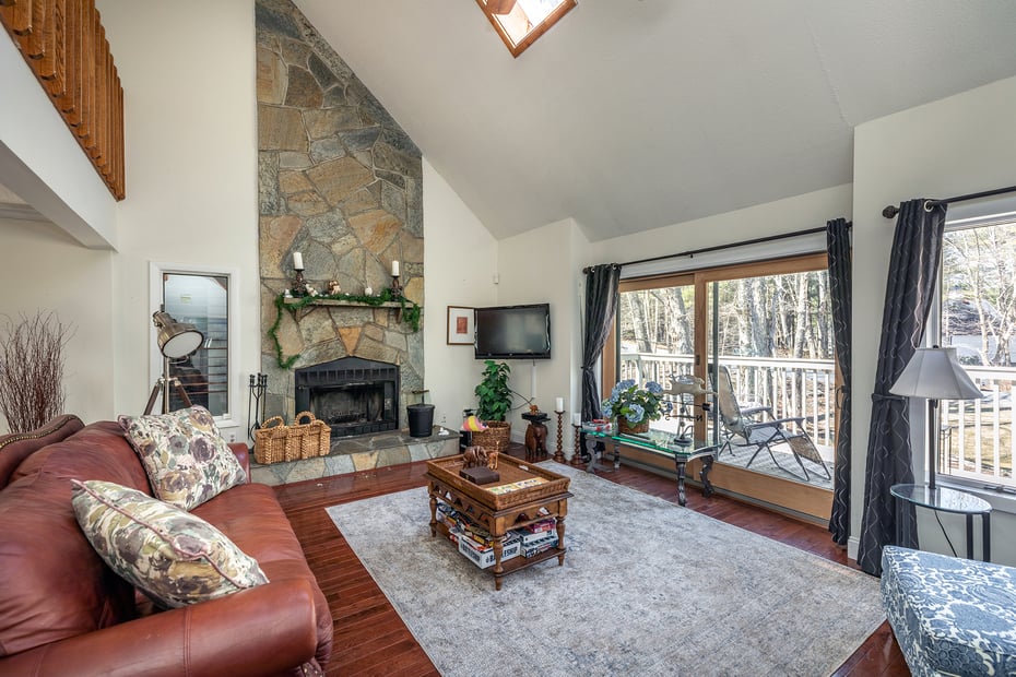 421 East Hyerdale Drive Photo 3