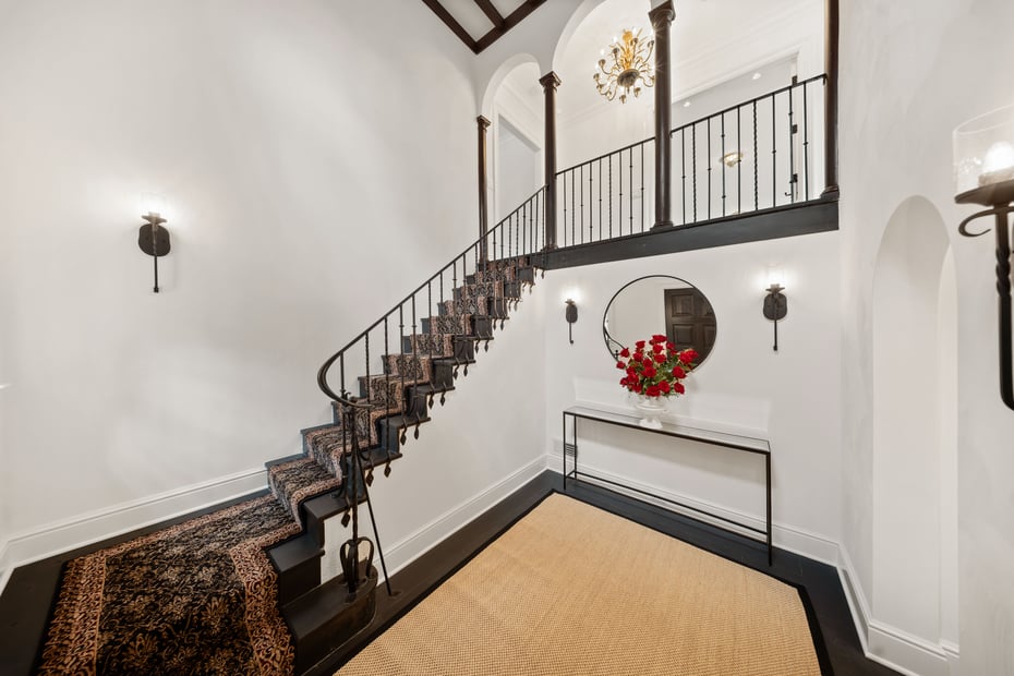 18 Tokeneke Trail Photo 6