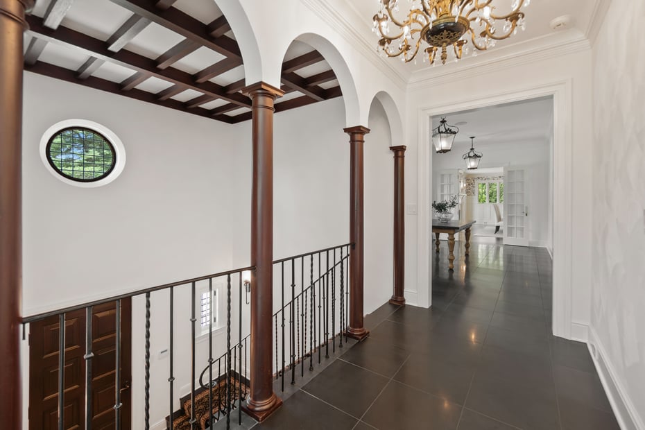 18 Tokeneke Trail Photo 7