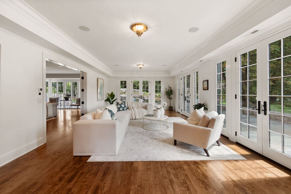 18 Tokeneke Trail Photo 10