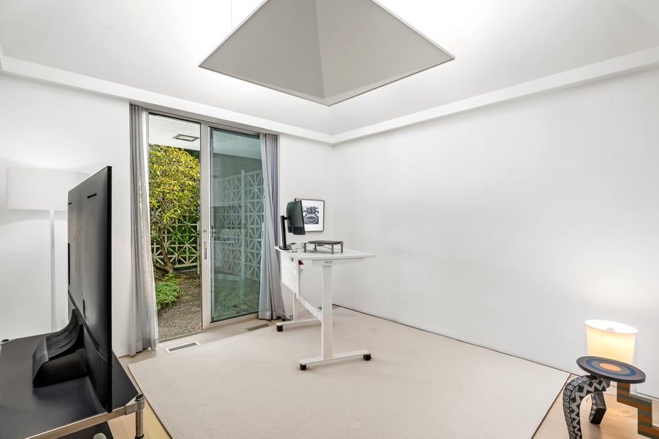 565 Oenoke Ridge Photo 22