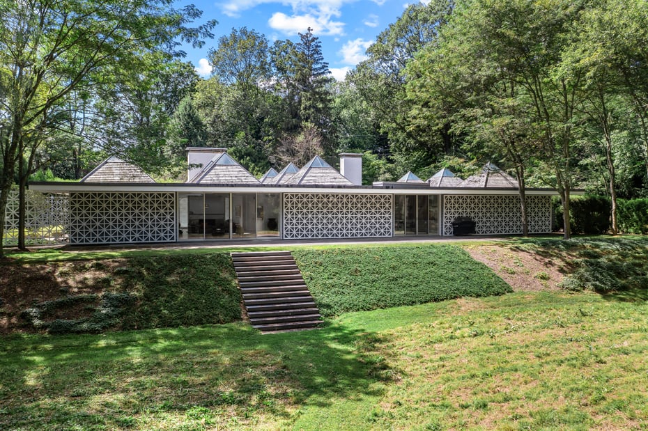 565 Oenoke Ridge Photo 28