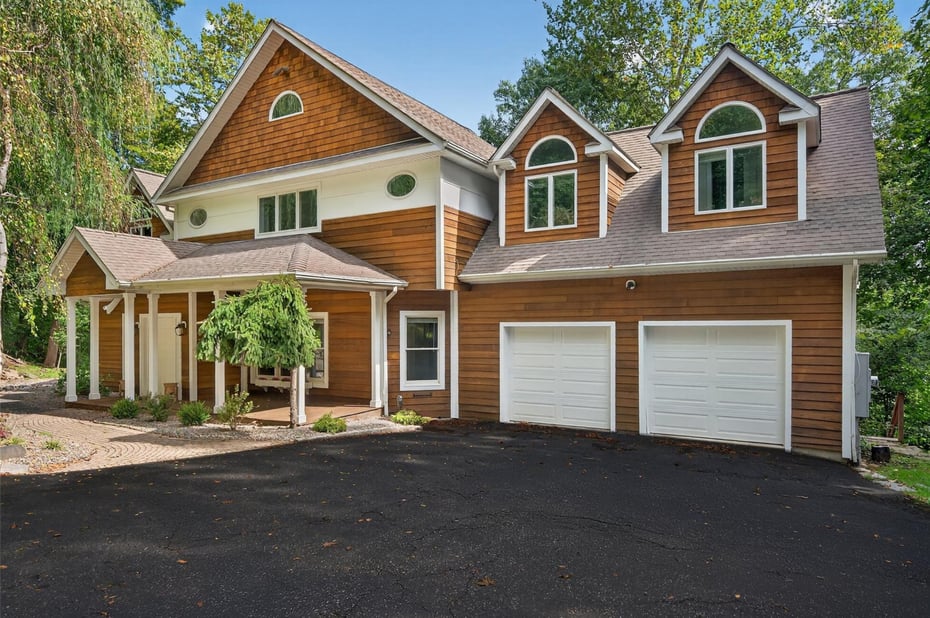 50 Franklin Street Photo 1