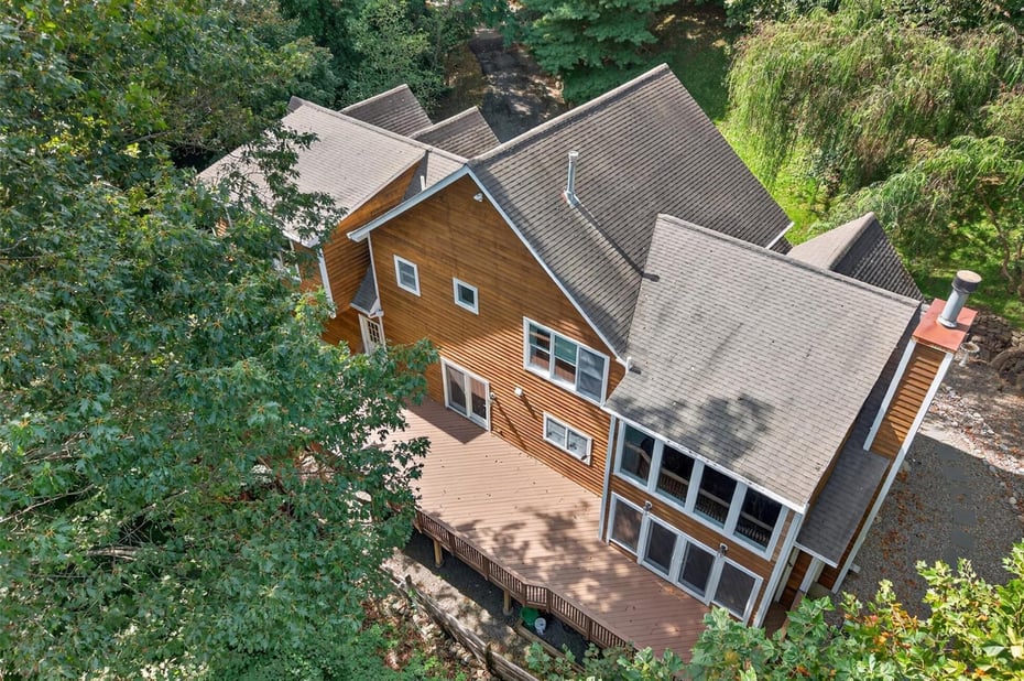 50 Franklin Street Photo 2