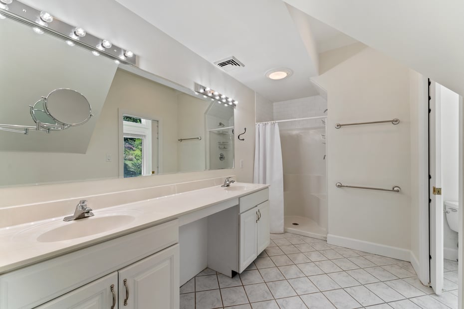 50 Franklin Street Photo 20