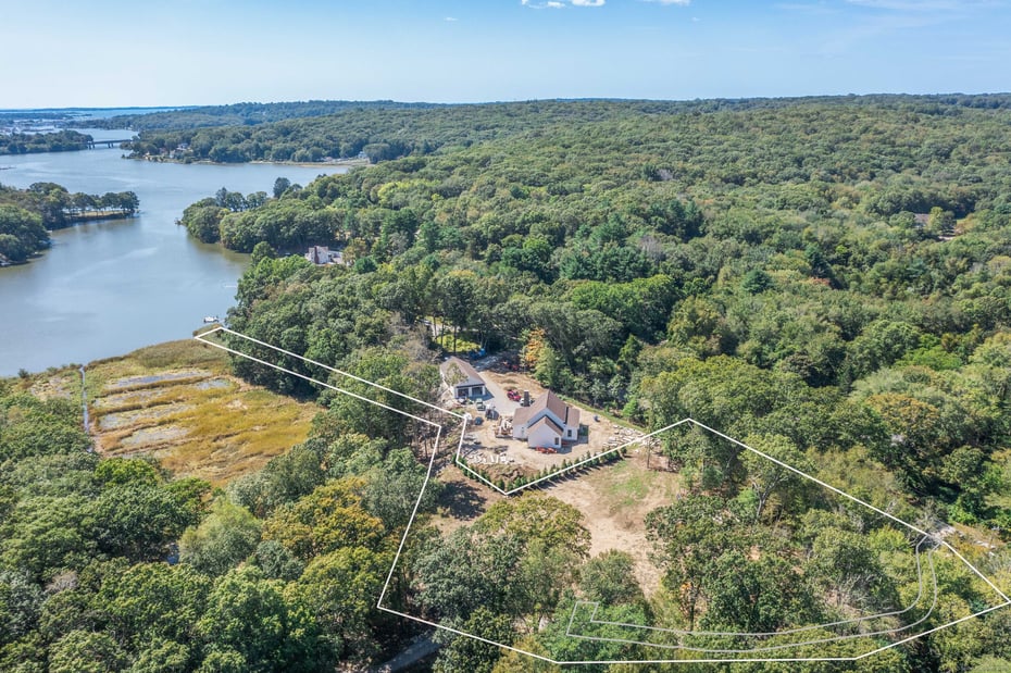 1198 River Road Photo 28