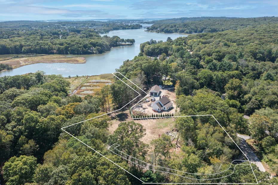 1198 River Road Photo 29