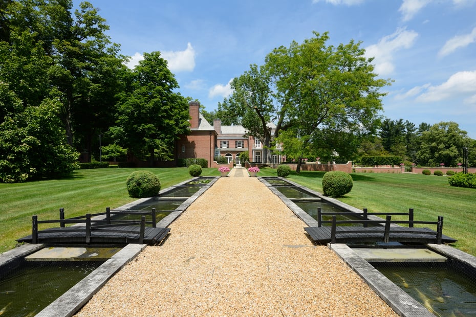 2525 Purchase Street Photo 11