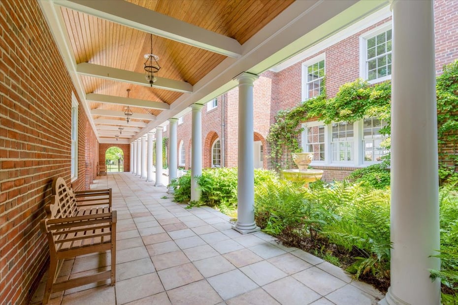 2525 Purchase Street Photo 15