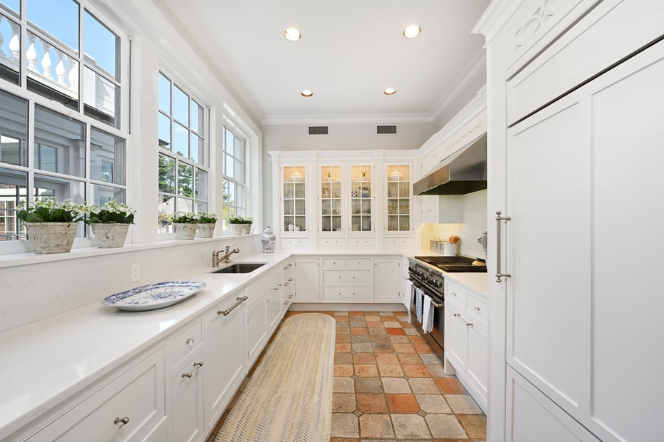 2525 Purchase Street Photo 32