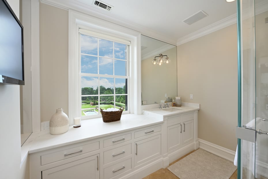 2525 Purchase Street Photo 51