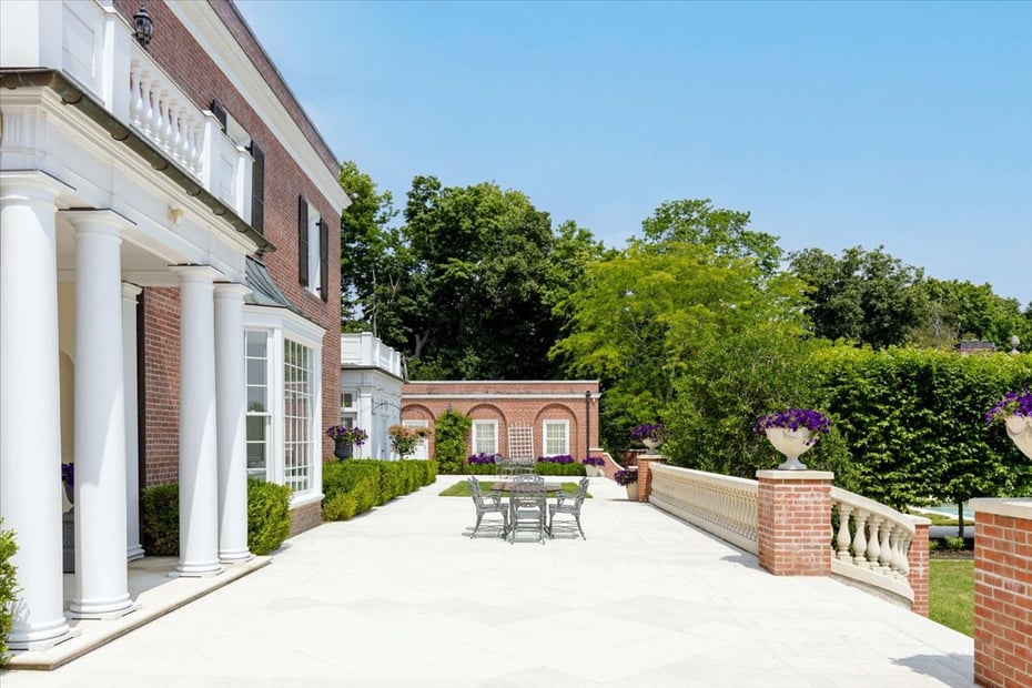 2525 Purchase Street Photo 67