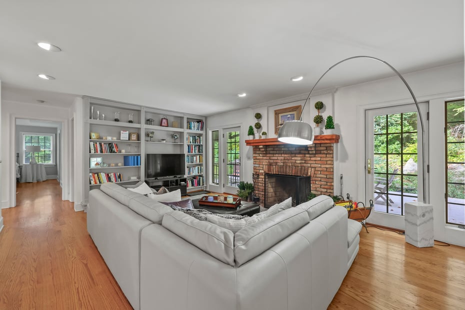 905 West Rd Photo 10