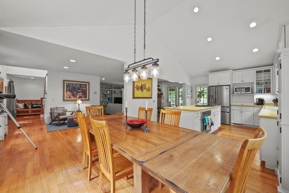 905 West Rd Photo 18